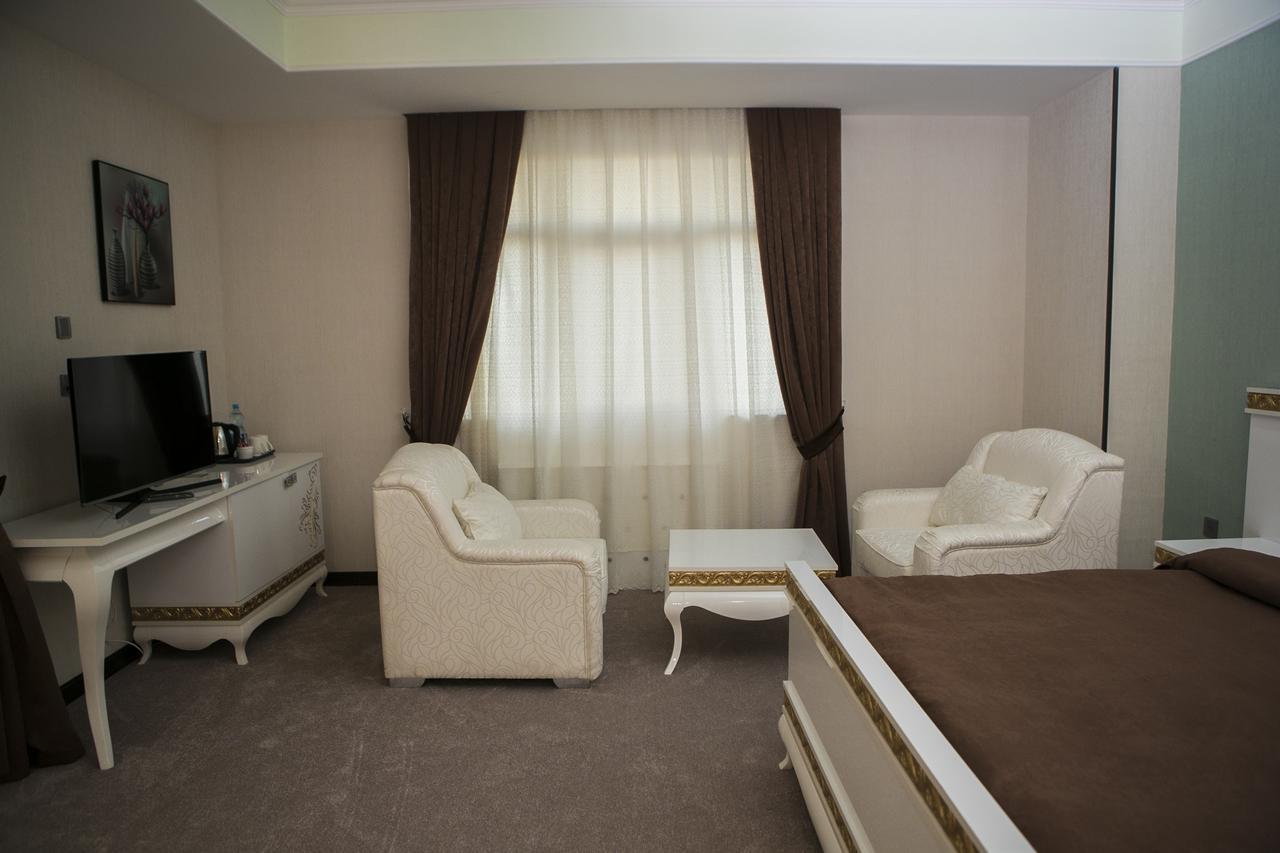 Azalea Hotel Baku Exteriör bild