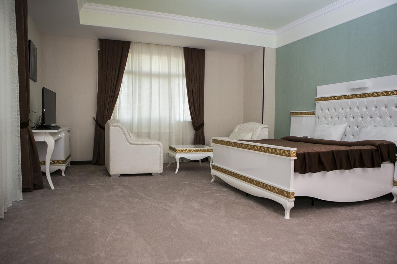 Azalea Hotel Baku Exteriör bild